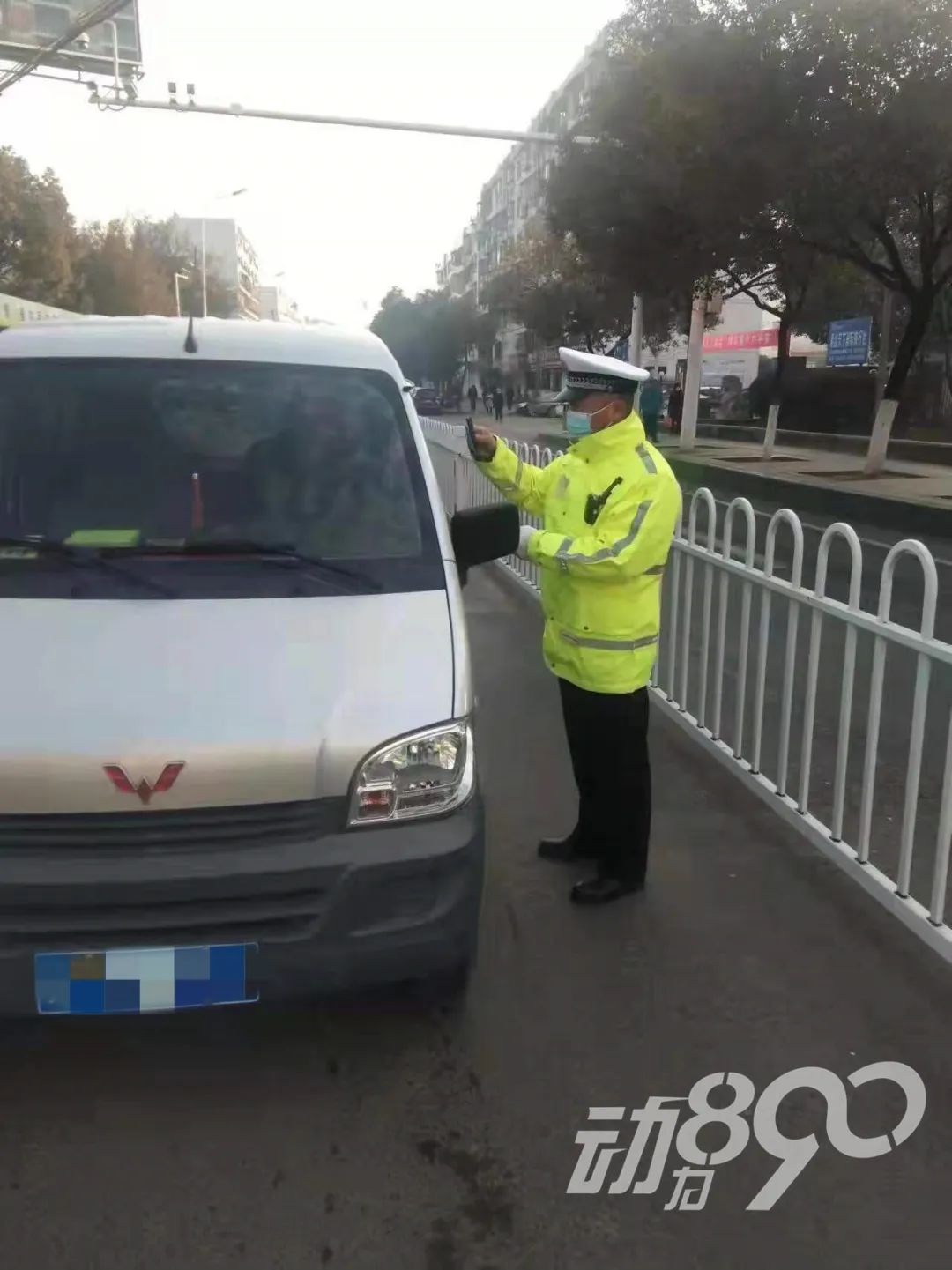 襄阳这些路段查酒驾,昨天13人被查...休闲区蓝鸢梦想 - Www.slyday.coM 襄阳这些路段查酒驾,昨天13人被查...休闲区蓝鸢梦想 - Www.slyday.coM