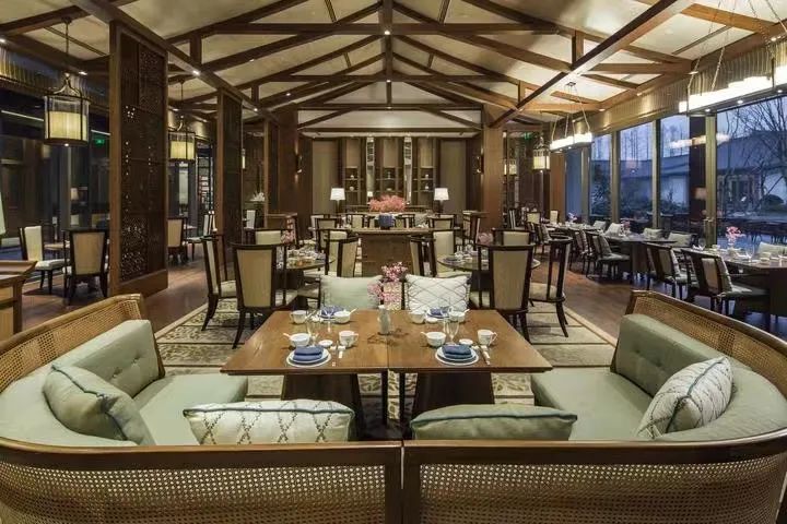 贵餐厅内卷元年?在杭州,那些人均超过500的轻奢餐厅究竟值不值得去休闲区蓝鸢梦想 - Www.slyday.coM 贵餐厅内卷元年?在杭州,那些人均超过500的轻奢餐厅究竟值不值得去休闲区蓝鸢梦想 - Www.slyday.coM