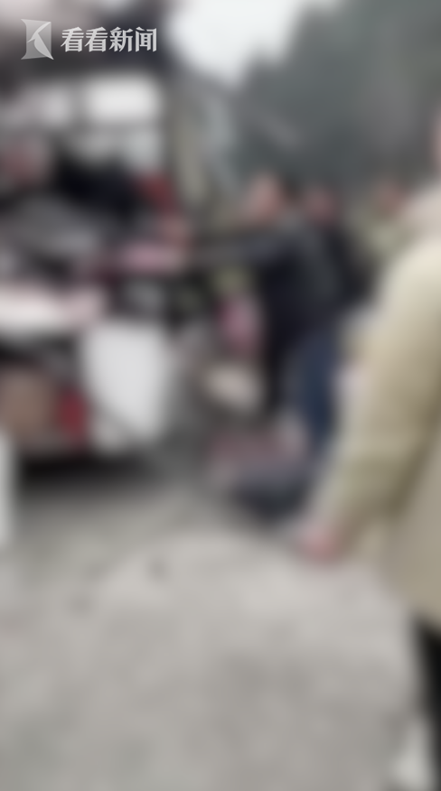 四川江油严重车祸已致8死19伤 肇事司机被控制休闲区蓝鸢梦想 - Www.slyday.coM 四川江油严重车祸已致8死19伤 肇事司机被控制休闲区蓝鸢梦想 - Www.slyday.coM