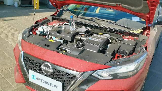 三缸机！东风日产轩逸e-Power怠速发电工况震动幅度实拍