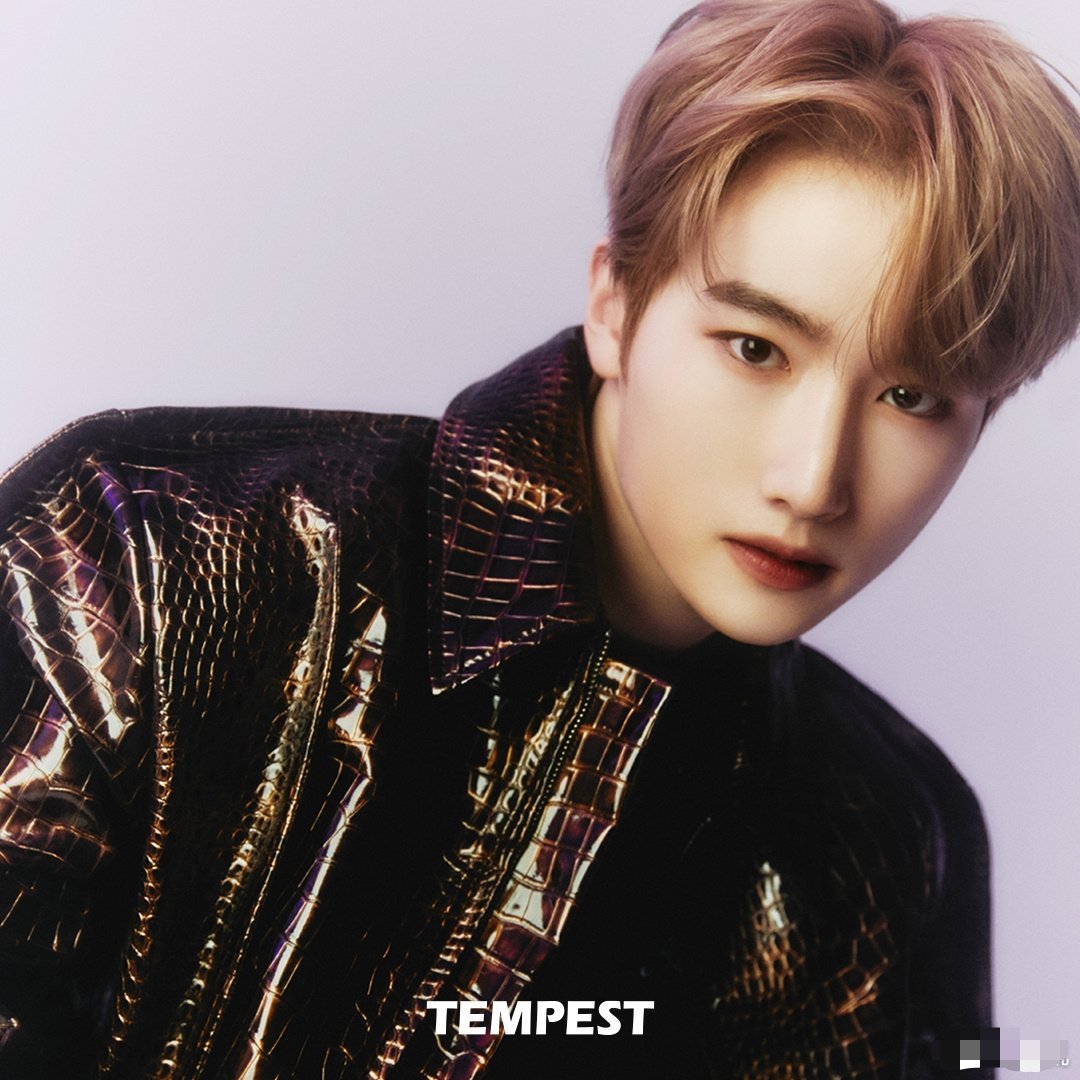乐华新男团TEMPEST全员预告照出炉！这次也是国际化了，有越南人