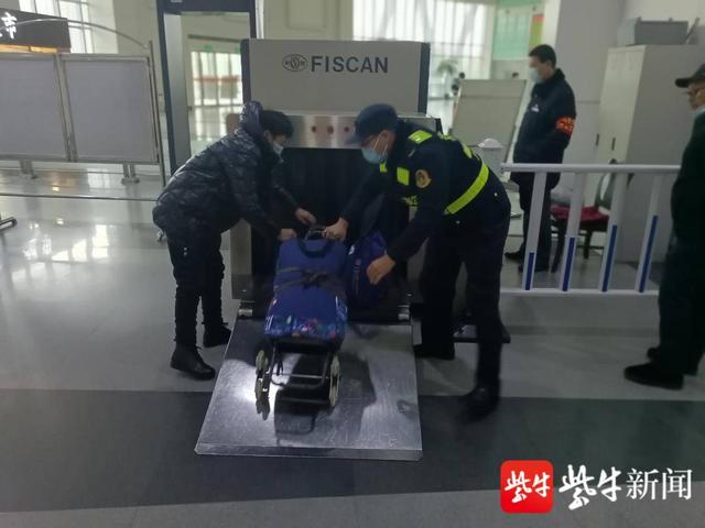 元旦假期最后一天,常州交通执法部门多举措保畅通休闲区蓝鸢梦想 - Www.slyday.coM 元旦假期最后一天,常州交通执法部门多举措保畅通休闲区蓝鸢梦想 - Www.slyday.coM