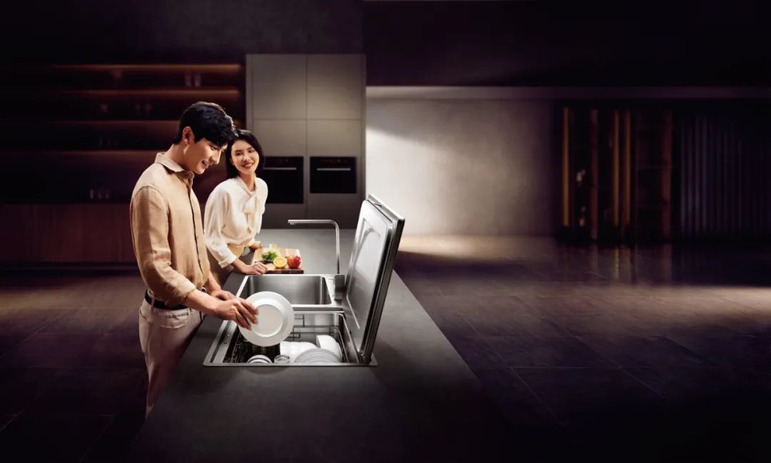 方太洗碗机再获央视点赞,“黑科技”改写中国家庭生活观-家电圈官网