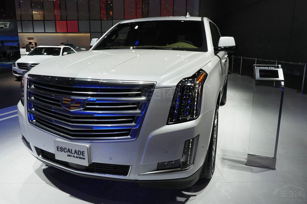 过年回家能开上这几辆车绝对是大老板 普通人看看算了休闲区蓝鸢梦想 - Www.slyday.coM 过年回家能开上这几辆车绝对是大老板 普通人看看算了休闲区蓝鸢梦想 - Www.slyday.coM