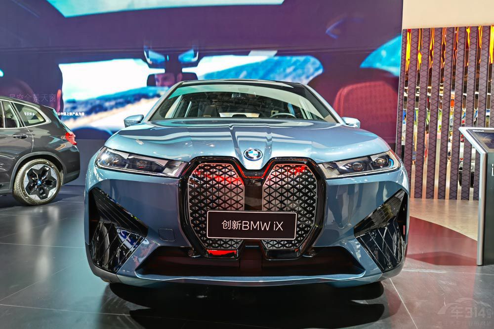 过年回家能开上这几辆车绝对是大老板 普通人看看算了休闲区蓝鸢梦想 - Www.slyday.coM 过年回家能开上这几辆车绝对是大老板 普通人看看算了休闲区蓝鸢梦想 - Www.slyday.coM