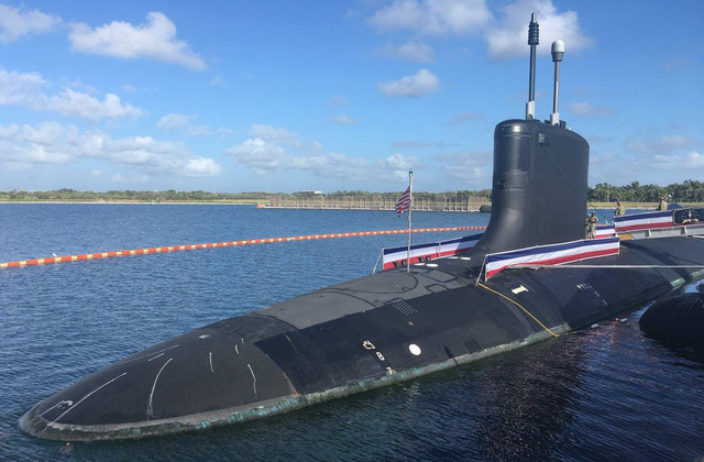 美国海军“弗吉尼亚级”攻击核潜艇（图源：外媒）
