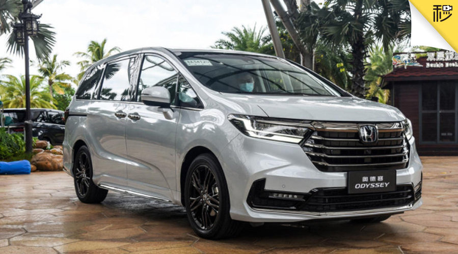 中期改款，作为MPV的中流砥柱，在国内不仅拥有广大的群众基础……