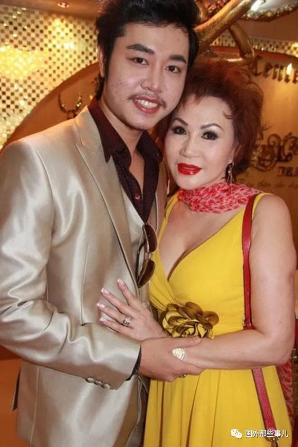 越南23岁小伙交往55岁富婆,分手后买下价值280万别墅