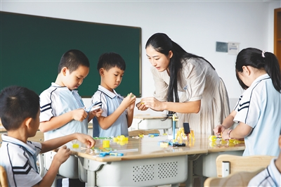 十大关键词带你速览2021年海南教育休闲区蓝鸢梦想 - Www.slyday.coM 十大关键词带你速览2021年海南教育休闲区蓝鸢梦想 - Www.slyday.coM