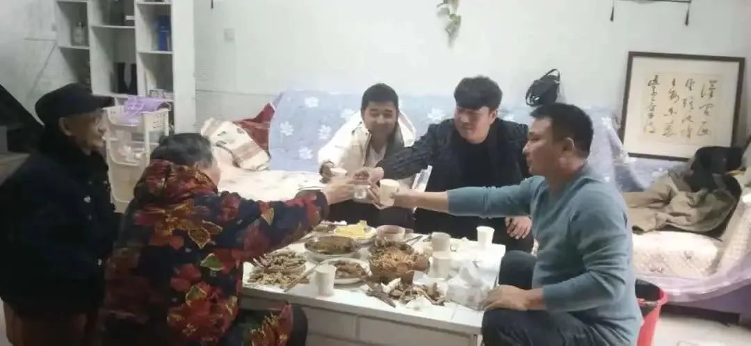 8天8夜,免费代驾4700公里!这两位新疆大哥火了