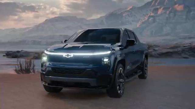 雪佛兰Silverado EV是雪佛兰首款纯电动皮卡 动力方面……