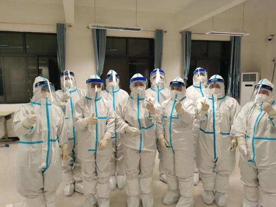 风雪中的抗疫坚守——穿越寒冬,我们定会再次拥抱休闲区蓝鸢梦想 - Www.slyday.coM 风雪中的抗疫坚守——穿越寒冬,我们定会再次拥抱休闲区蓝鸢梦想 - Www.slyday.coM