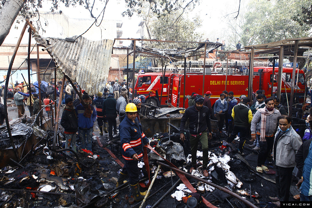 俄国防部:集安组织维和部队第一批俄军主力抵达哈萨克斯坦丨 全球·视点休闲区蓝鸢梦想 - Www.slyday.coM 俄国防部:集安组织维和部队第一批俄军主力抵达哈萨克斯坦丨 全球·视点休闲区蓝鸢梦想 - Www.slyday.coM