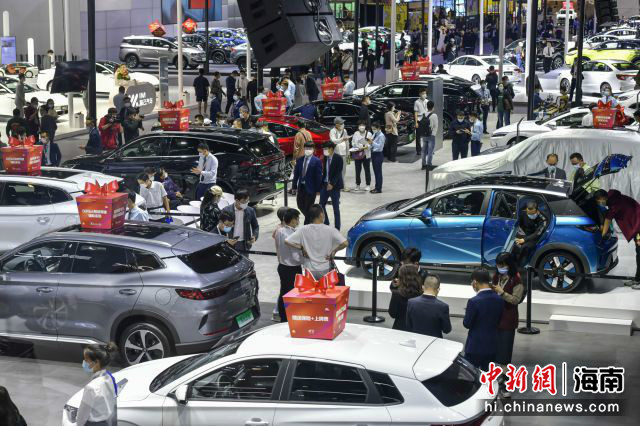 2022海口新能源车展开幕 业内:真正的比拼刚刚开始