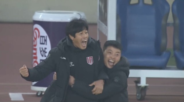 1-1！赵旭日长发飘飘无奈苦笑，曾被谢晖吐槽的<a href=