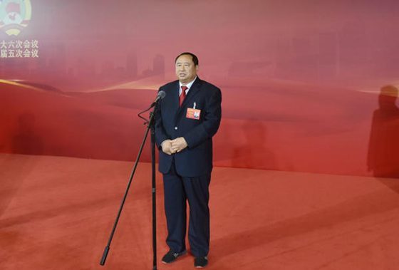 胡善信代表:建议出台政策 对农村闲散、弃耕土地有计划地整治、改造休闲区蓝鸢梦想 - Www.slyday.coM 胡善信代表:建议出台政策 对农村闲散、弃耕土地有计划地整治、改造休闲区蓝鸢梦想 - Www.slyday.coM