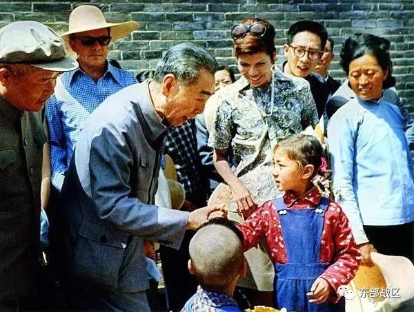 46年了,敬爱的周总理,我们永远怀念您……休闲区蓝鸢梦想 - Www.slyday.coM 46年了,敬爱的周总理,我们永远怀念您……休闲区蓝鸢梦想 - Www.slyday.coM