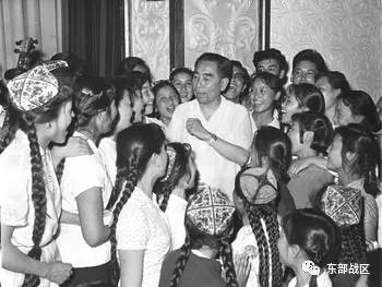 46年了,敬爱的周总理,我们永远怀念您……休闲区蓝鸢梦想 - Www.slyday.coM 46年了,敬爱的周总理,我们永远怀念您……休闲区蓝鸢梦想 - Www.slyday.coM