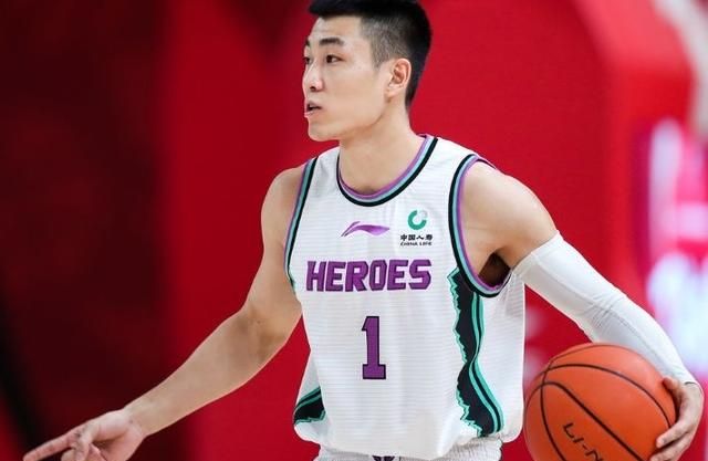 刘传兴闯荡澳洲失败，青岛主帅看中高诗岩