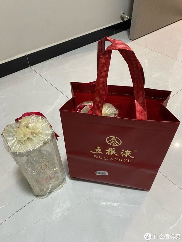 过年要给老丈人送节礼———一个普通人的春节节礼清单休闲区蓝鸢梦想 - Www.slyday.coM 过年要给老丈人送节礼———一个普通人的春节节礼清单休闲区蓝鸢梦想 - Www.slyday.coM