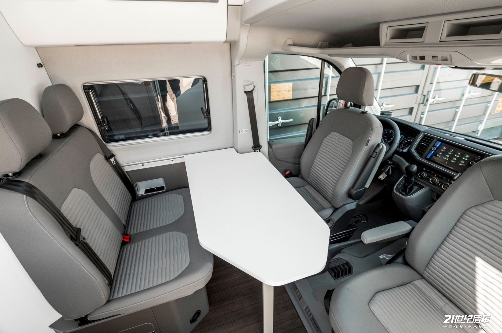 售价200多万的大众四驱露营车,颜值和售价简直是面包车的天花板