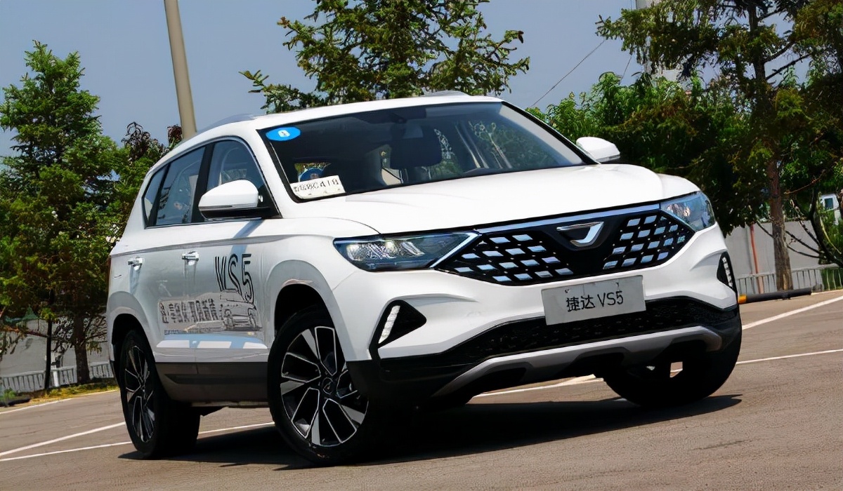 2022年10万左右,年轻人的第一辆车,该怎么选?休闲区蓝鸢梦想 - Www.slyday.coM 2022年10万左右,年轻人的第一辆车,该怎么选?休闲区蓝鸢梦想 - Www.slyday.coM