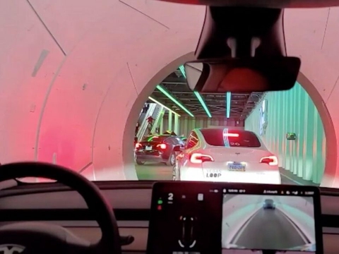 马斯克新项目遭质疑！地下高速隧道遇堵车：时速无法达到200km/h
