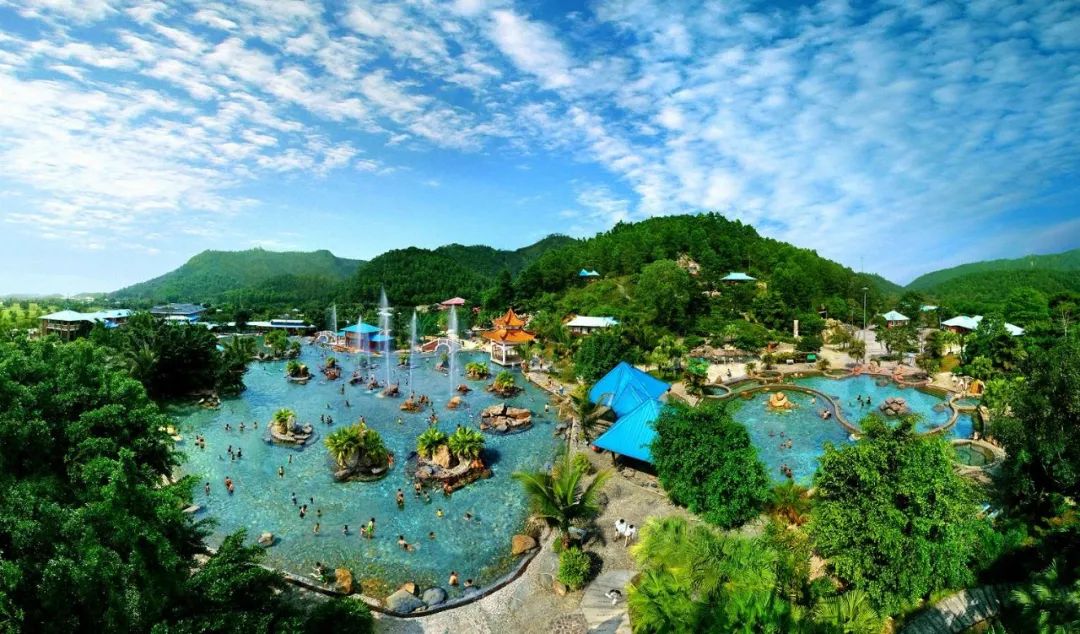 你会因一部电影爱上这座城……休闲区蓝鸢梦想 - Www.slyday.coM 你会因一部电影爱上这座城……休闲区蓝鸢梦想 - Www.slyday.coM