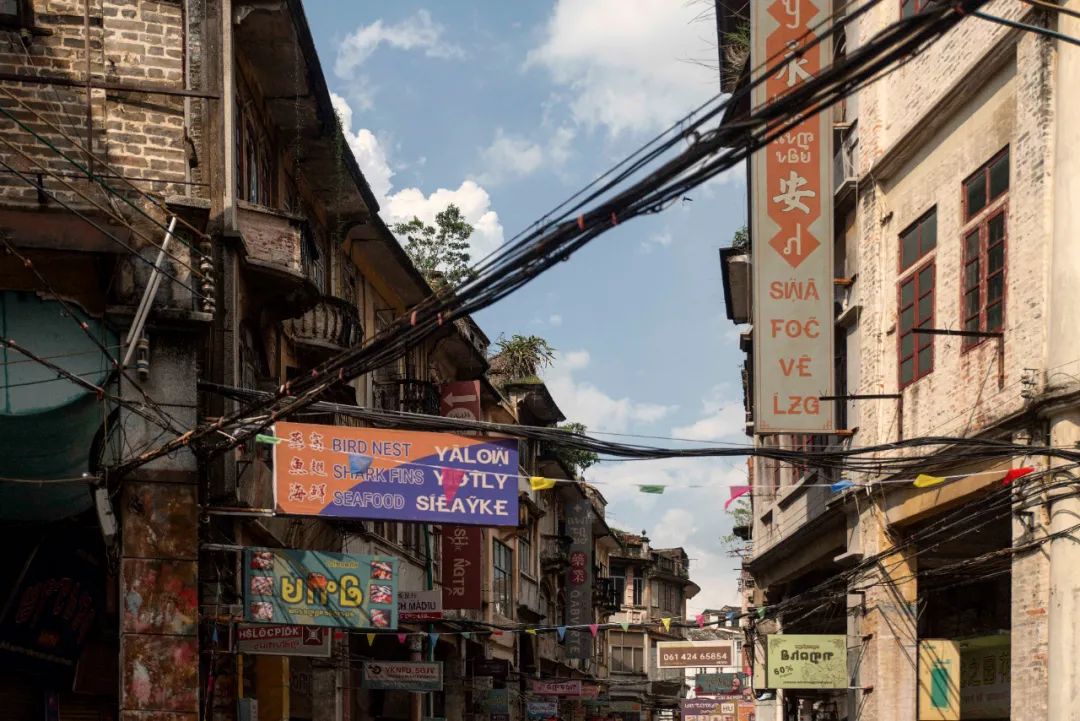 你会因一部电影爱上这座城……休闲区蓝鸢梦想 - Www.slyday.coM 你会因一部电影爱上这座城……休闲区蓝鸢梦想 - Www.slyday.coM