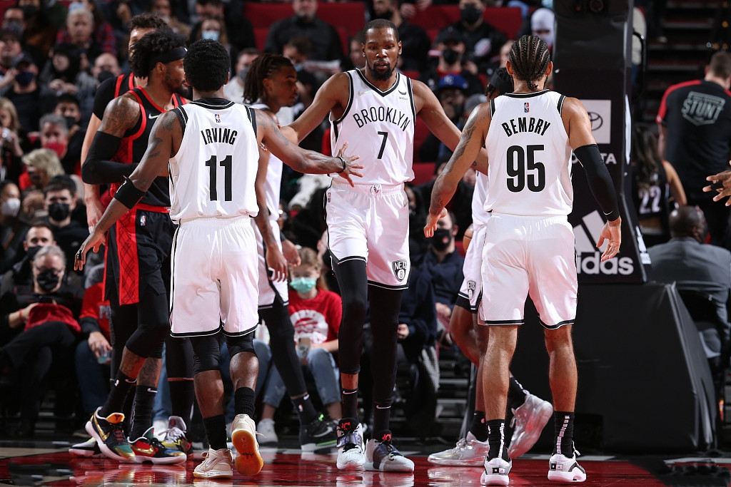 巨星碰撞篮网太阳上演西部东部豪强之争