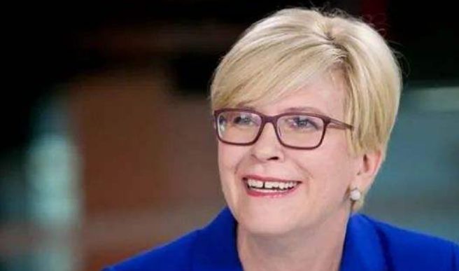 走投无路后终于醒悟？立陶宛总统当众道歉，<a href=