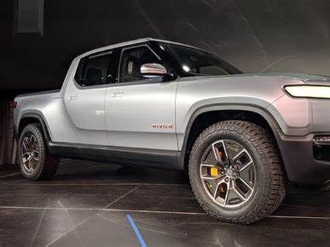 日报：12月新能源车市场零售达47.5万辆，Rivian首席运营官辞职