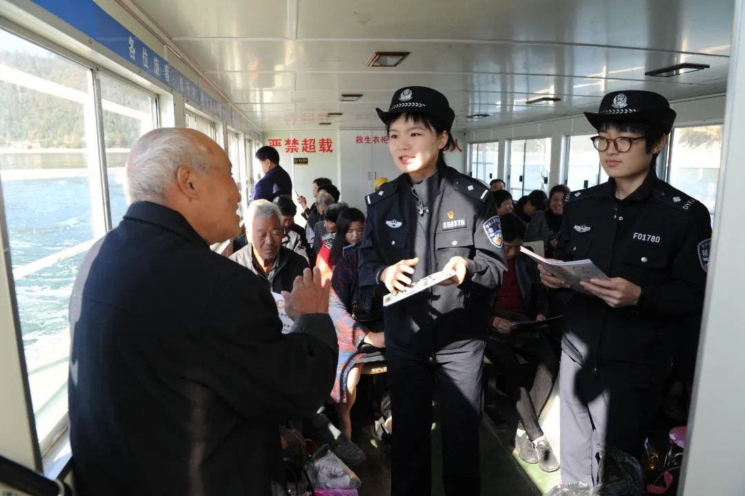 浙江“110”和江苏“119”,领证了!休闲区蓝鸢梦想 - Www.slyday.coM 浙江“110”和江苏“119”,领证了!休闲区蓝鸢梦想 - Www.slyday.coM