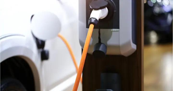 快电：新能源汽车步入专属车险时代，车主出行更有保障