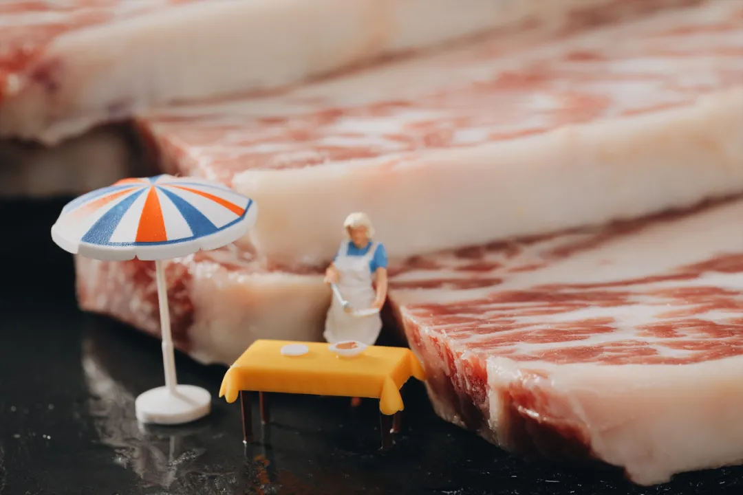 好评无数的云南菌汤火锅席卷<a href=