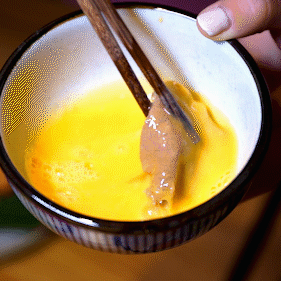 好评无数的云南菌汤火锅席卷<a href=