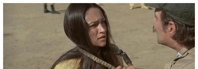 澳洲B级电影,啥都有,据说女主拍完还得了惊恐症