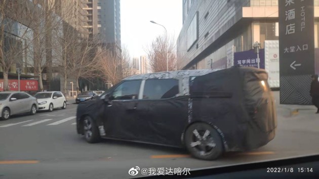 代号EF1E/定位中大型MPV 疑似极氪002最新谍照曝光