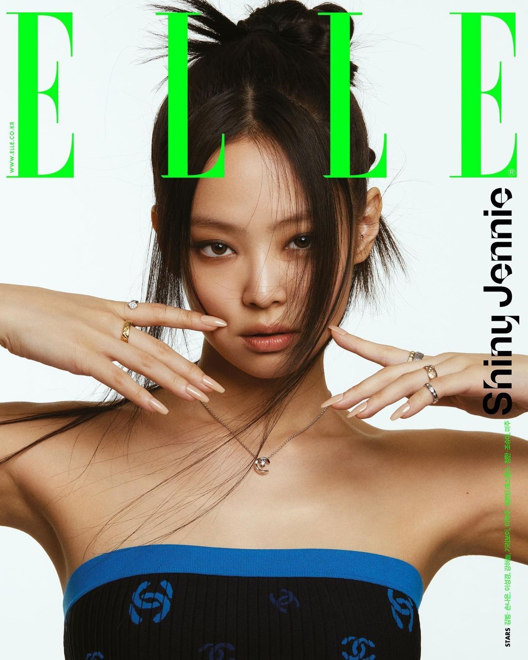 《ELLE》<a href=