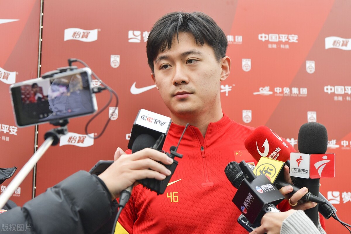 蒋圣龙:感谢李导给年轻球员机会!国足身体条件比日本越南要好