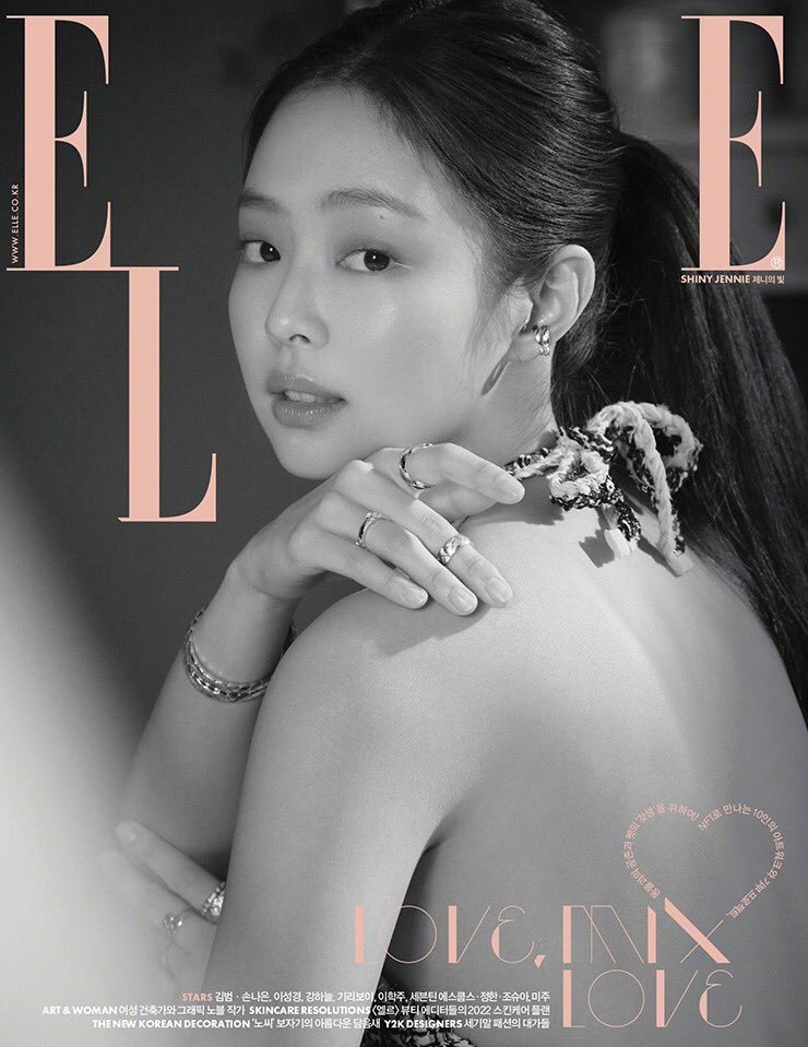 JENNIE登上《ELLE》<a href=