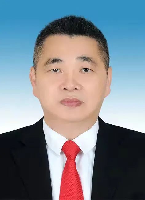阳江市八届人大常委会主任副主任秘书长委员当选名单
