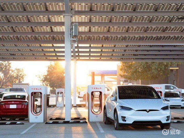 特斯拉已开放8000根超级充电桩 蔚来也将持续发力