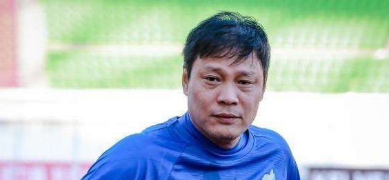 打日本和越南，国足教练组那么多人只差范志毅和李玮锋吗？