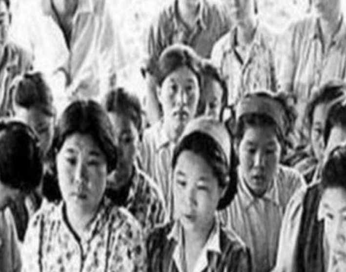 此人带九个<a href=