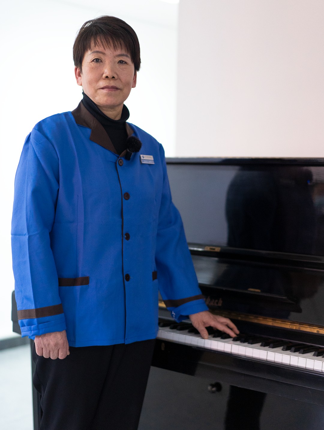 55岁清华保洁阿姨弹钢琴火了!不识乐谱全靠感觉,下班后偷偷自学→休闲区蓝鸢梦想 - Www.slyday.coM 55岁清华保洁阿姨弹钢琴火了!不识乐谱全靠感觉,下班后偷偷自学→休闲区蓝鸢梦想 - Www.slyday.coM