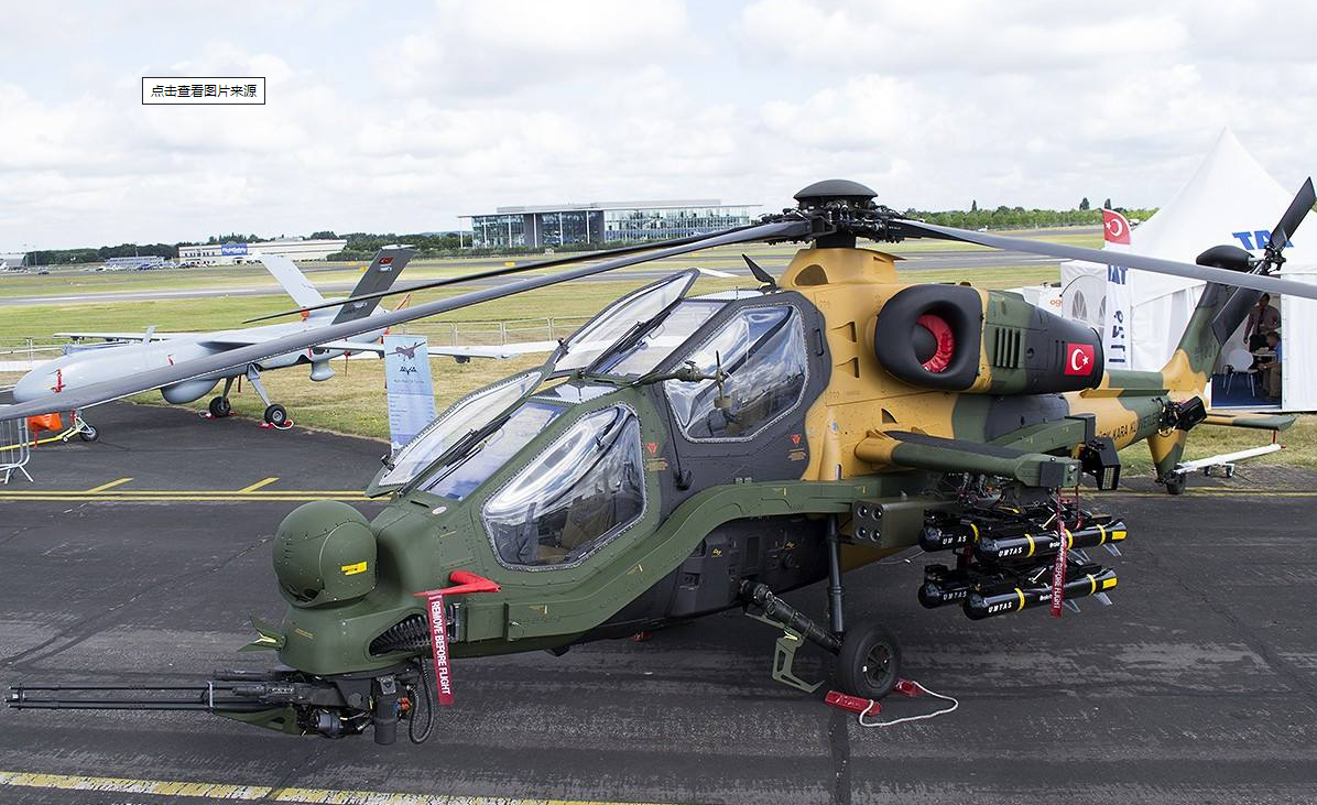 土耳其展示T-129武装直升机。