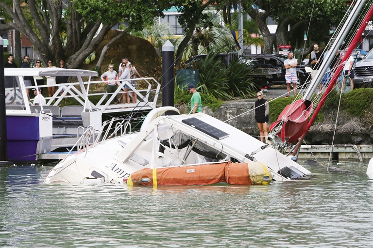 汤加火山喷发 多国海啸预警休闲区蓝鸢梦想 - Www.slyday.coM 汤加火山喷发 多国海啸预警休闲区蓝鸢梦想 - Www.slyday.coM