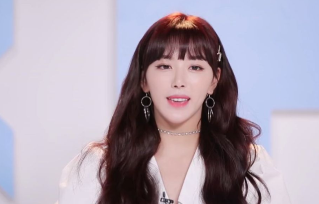 发腮、浮肿、脸型崎岖，还不到30岁，在<a href=