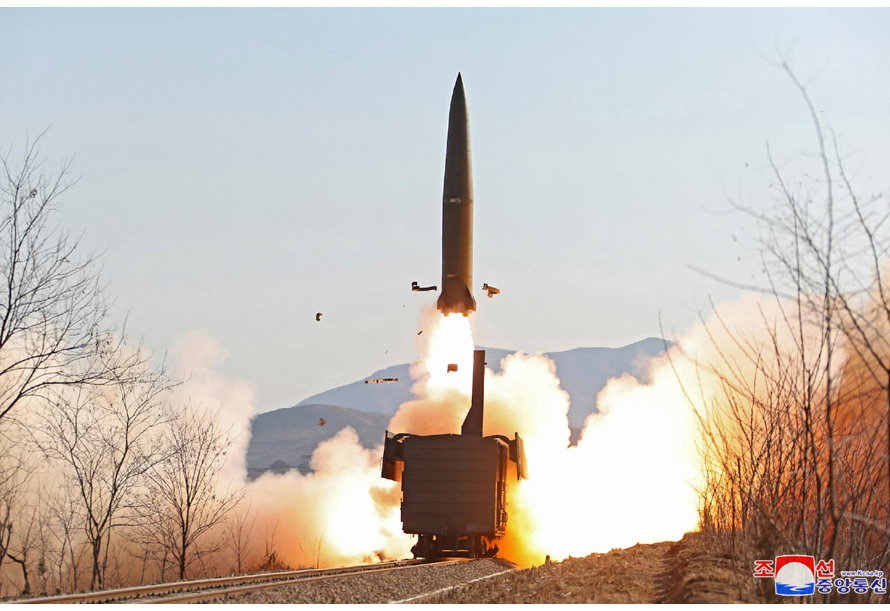 朝鲜铁路机动弹道导弹。